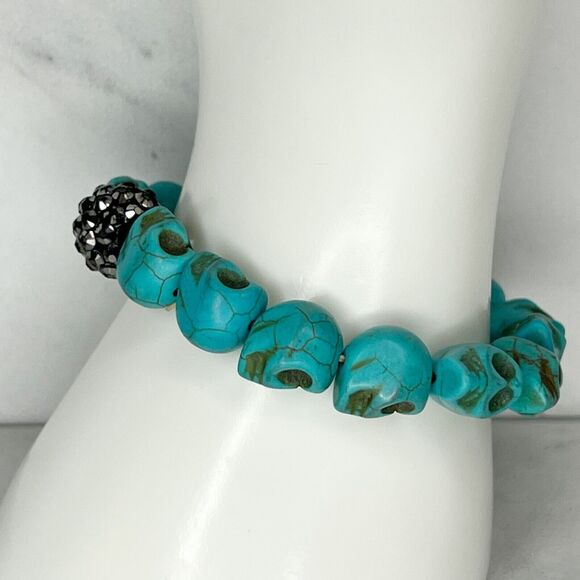 Faux Turquoise Skull Rhinestone Beaded Stretch Bracelet - Picture 9 of 10